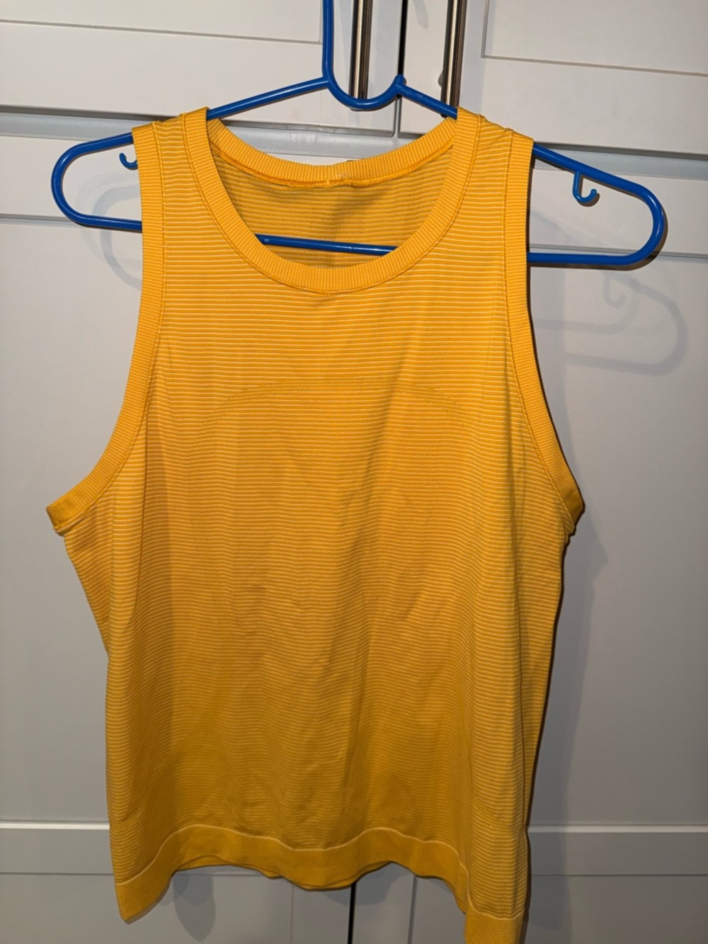 Lululemon Swiftly Tech Racerback Tank Sz 6 Yellow Stripe Hip Length 💛